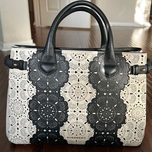 Like new Burberry limited edition leather purse